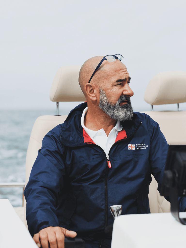 wild waters charters, boat trips in hermanus, catamaran cruise, champagne cruise